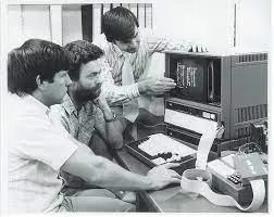 Ray Tomlinson sending the first email
