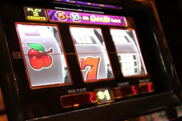 How Slot Studios Create Distinct Visual Identities